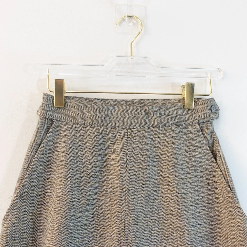 1960s Vintage Chevron Skirt XS Gray Pleated Edwardian Front‎ Slit Secretary Long